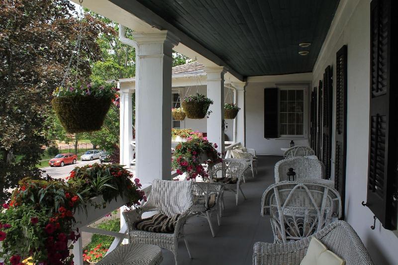 The Charles Hotel Niagara-on-the-Lake Ngoại thất bức ảnh