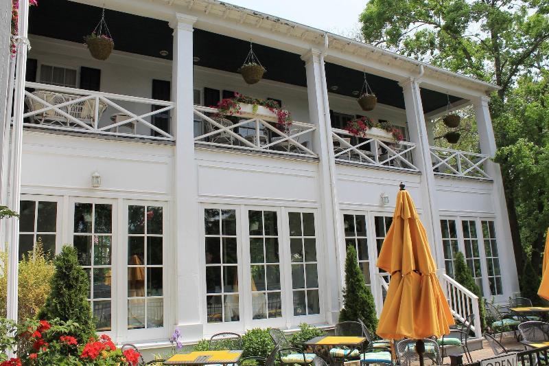 The Charles Hotel Niagara-on-the-Lake Ngoại thất bức ảnh